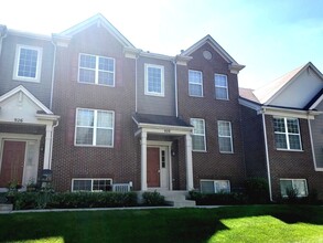Building Photo - 928 Charlton Ln