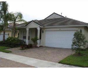 Foto principal - 117 NW Pleasant Grove Way