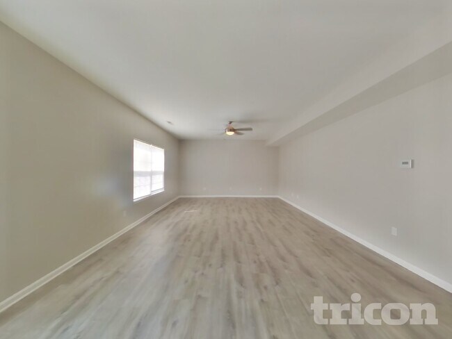 Foto del edificio - 176 Heartwood Hill