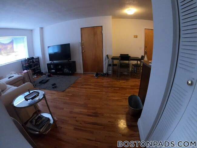 Building Photo - 226 Parker Hill Ave