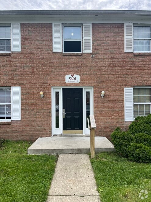 Building Photo - Parkridge Pointe