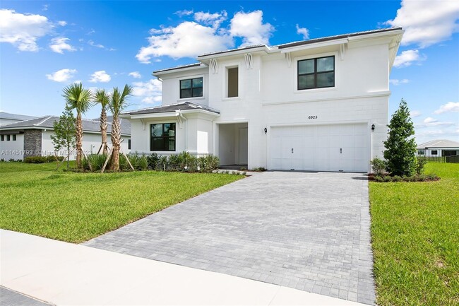 Building Photo - 6925 S Stillwater Shores Dr