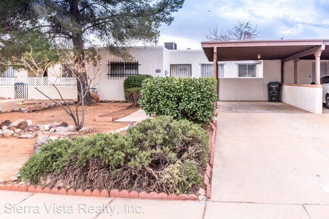 Foto del edificio - 2 br, 2 bath House - 1400 Carmelita Dr