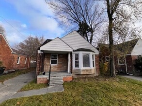 Building Photo - 10870 Marne St