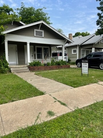 Photo - 5721 Victor St (Dallas, TX)