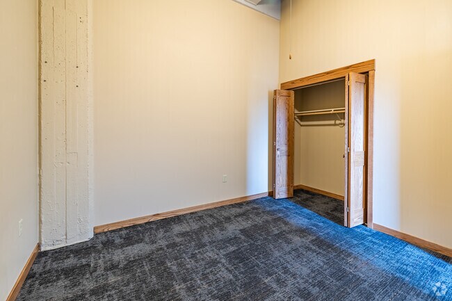 2 habitaciones, 2 baños: segundo dormitorio de 1068 pies cuadrados - Kansas Avenue Lofts