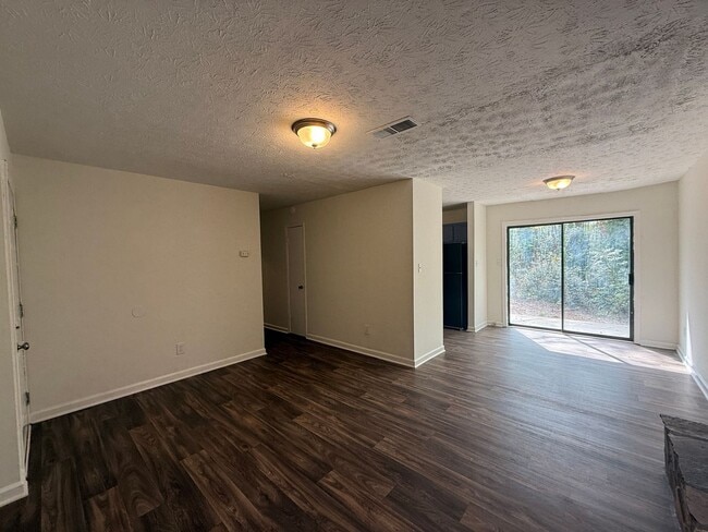 Photo - 540/542 Rustwood Dr Apartment