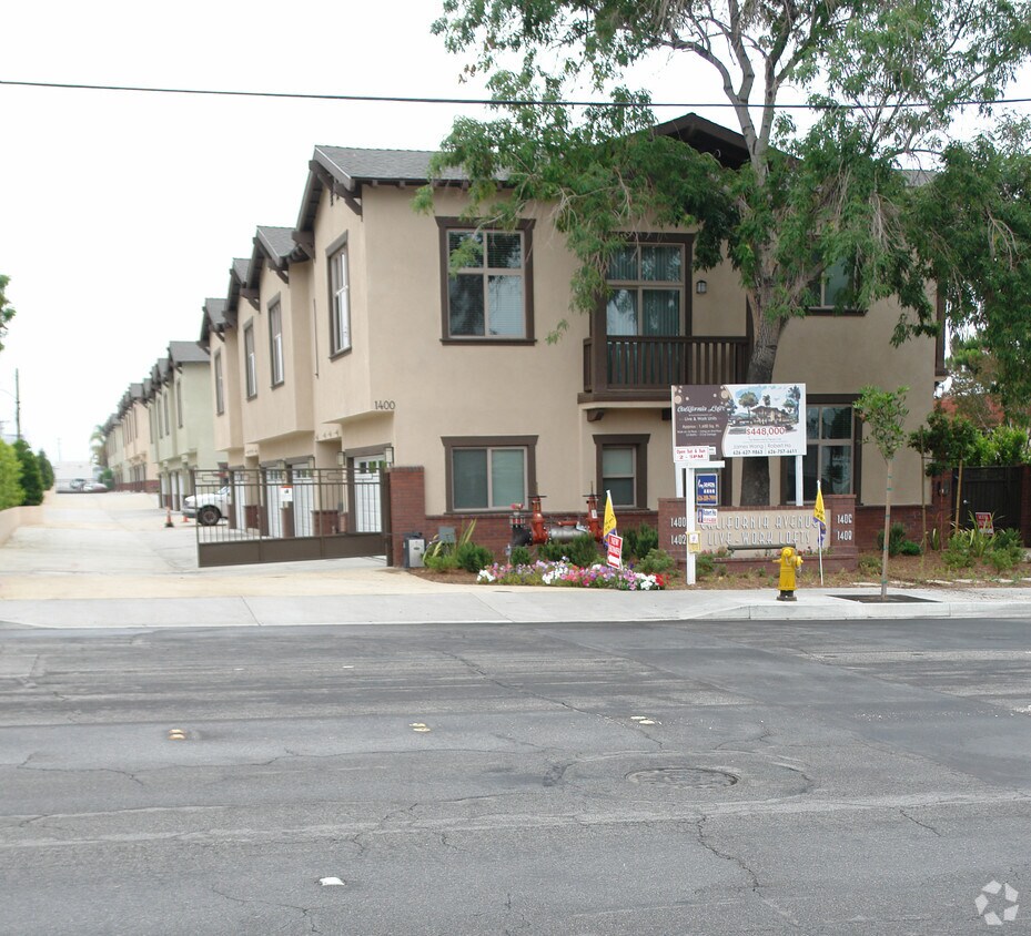 Foto del edificio - 1402 S California Ave