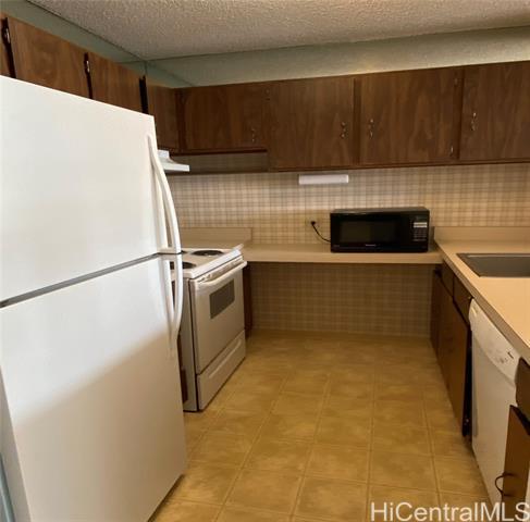 Foto del edificio - 98-410-410 Koauka Loop