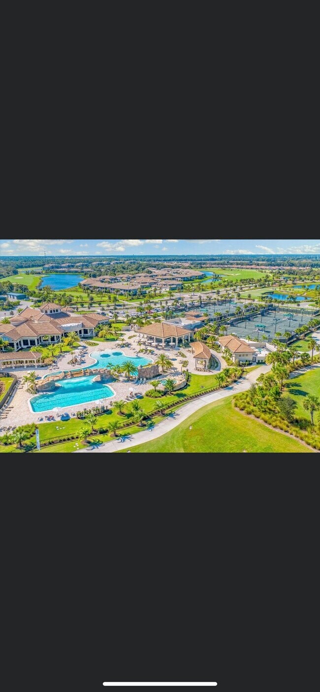 Foto del edificio - 5517 Palmer Cir