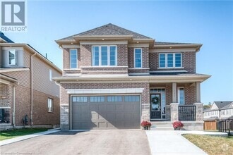 Building Photo - 537 Valhalla Cres