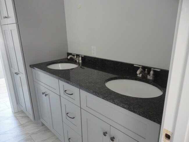Upstairs bath - 6 Elm St