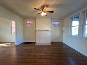 Building Photo - 1502 Fernleaf St