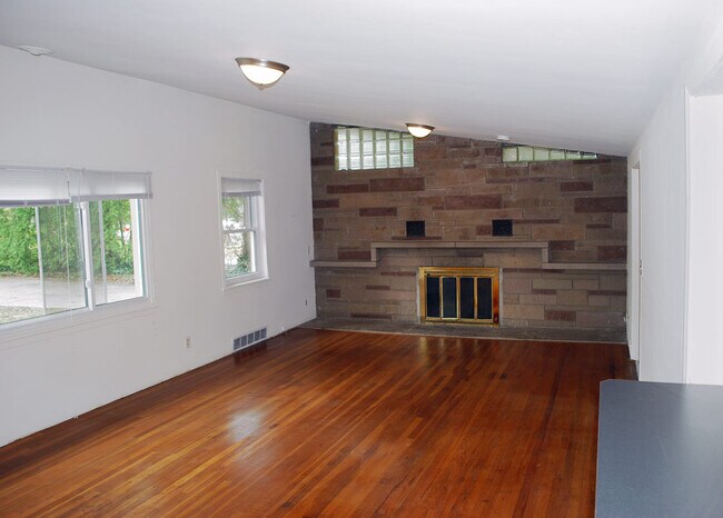 Foto del edificio - 1415 E Hunter Ave