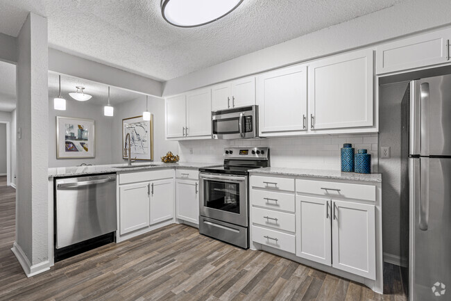 2BR, 1BA - 1062SF - Kitchen - AMP @ The Grid