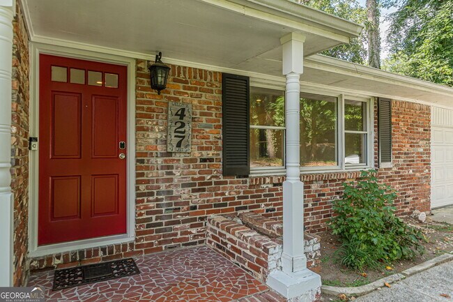 Foto del edificio - 427 Peyton Rd SW