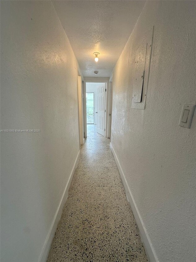 Primary Photo - 921 SW 7th St