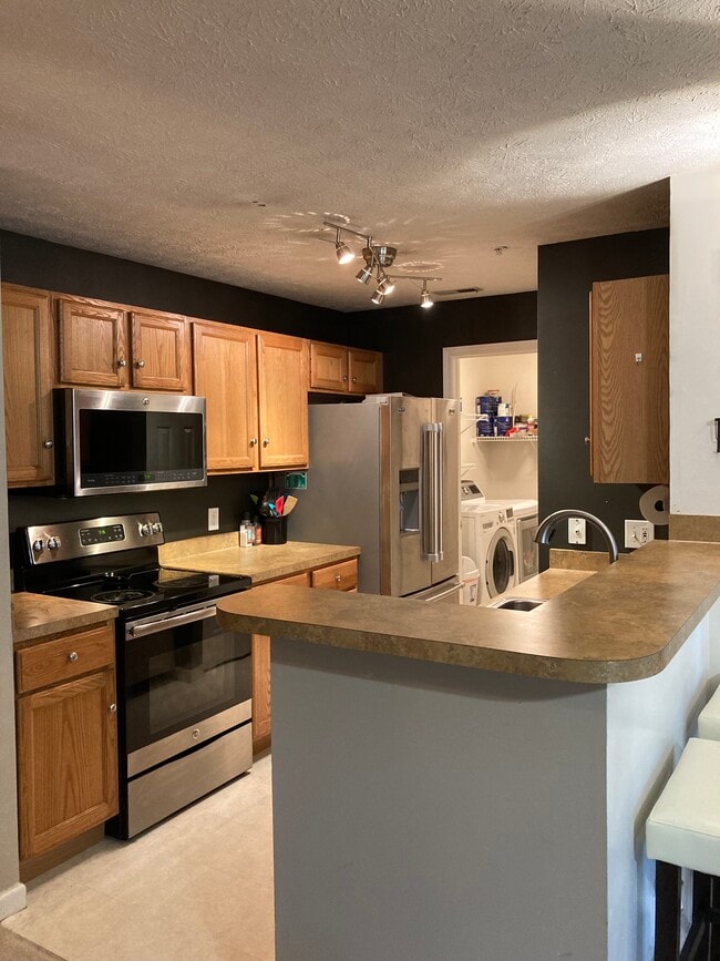 Foto del edificio - 14829 Lenox Dr