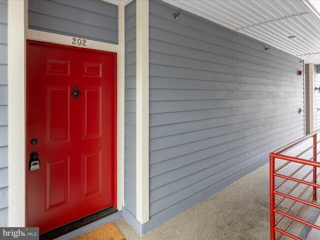 Foto del edificio - 2702 Summerview Way