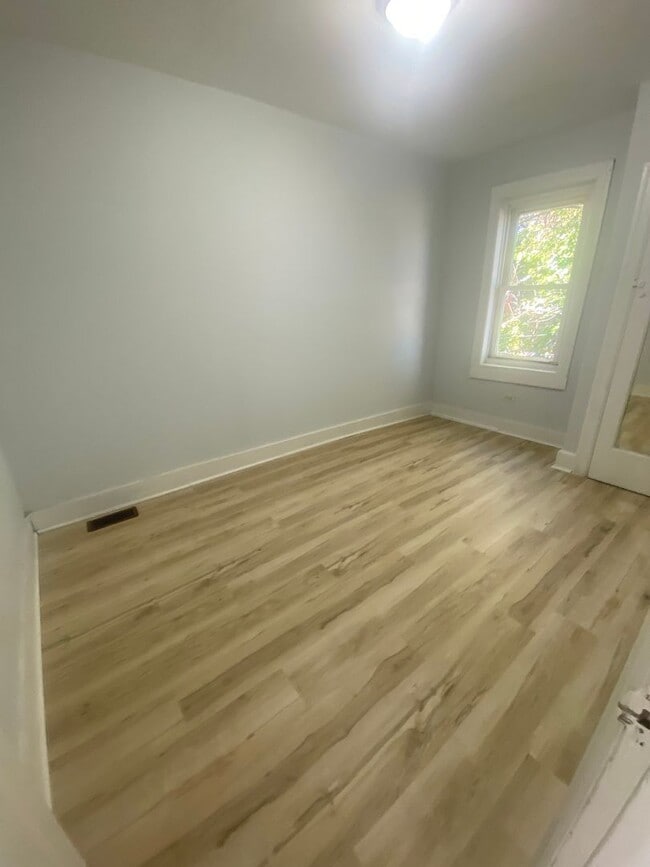 Building Photo - Front Porch Row - Cobbs Creek