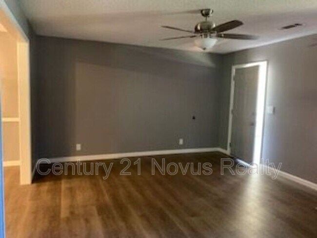 Foto del edificio - 2297 Shady Grove Rd