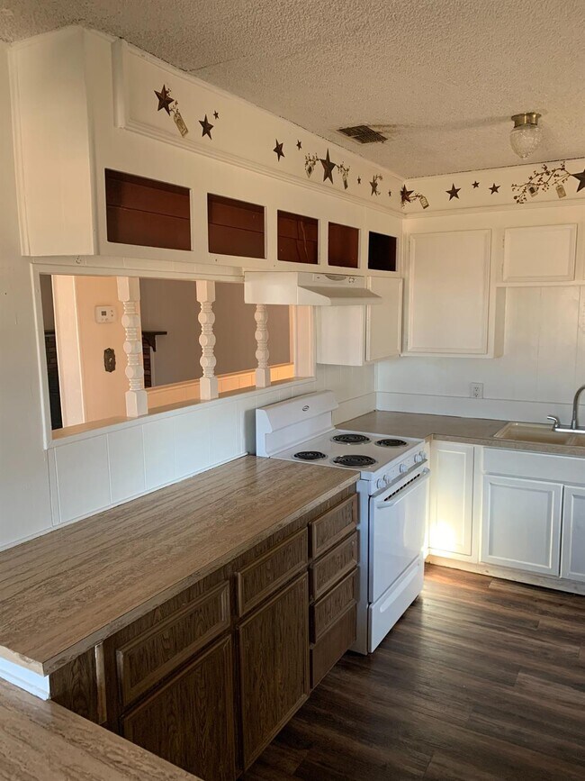 Foto del edificio - 2707 County Rd 7720