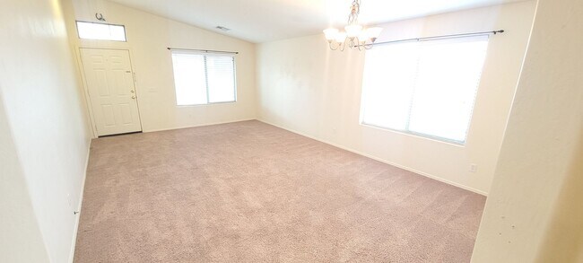 Building Photo - Maricopa Meadows
