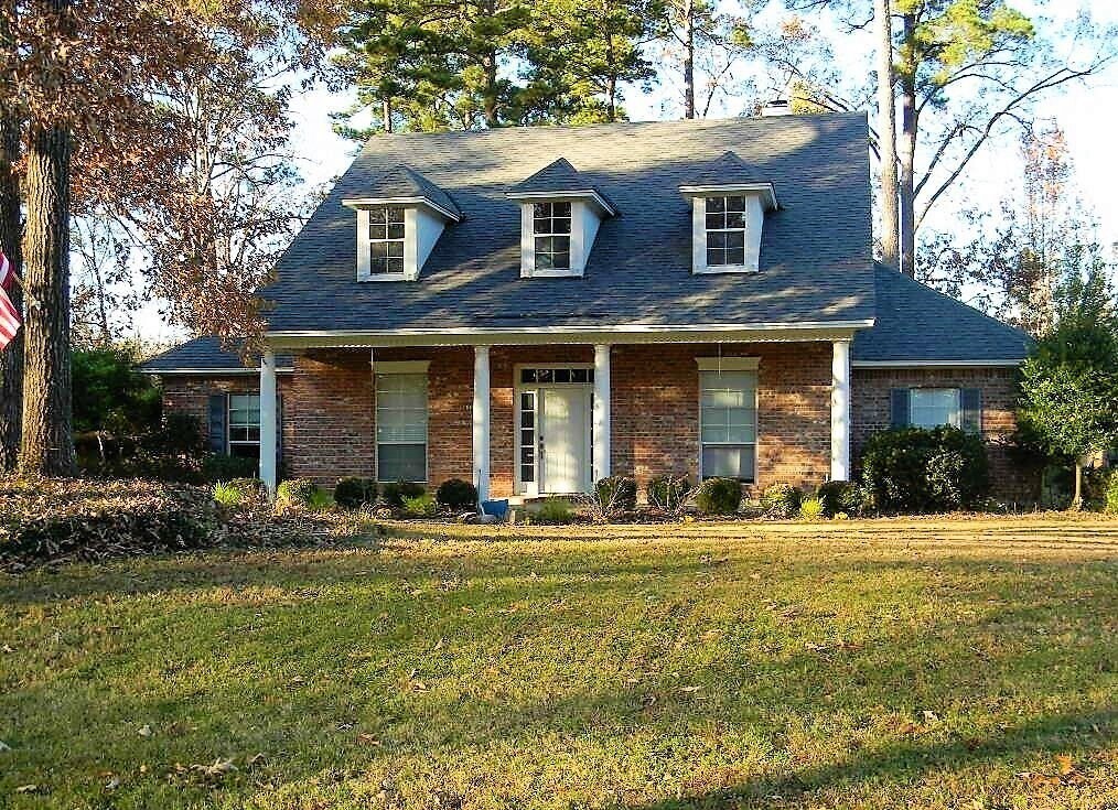 200 Hilton Head Dr, Benton, LA 71006 House Rental in Benton, LA