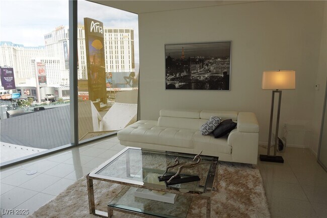 Building Photo - 3726 S Las Vegas Blvd
