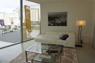 Building Photo - 3726 S Las Vegas Blvd
