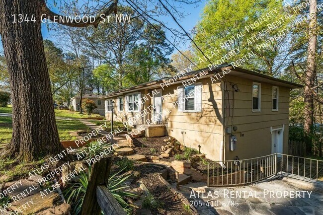Foto del edificio - 1344 Glenwood St NW