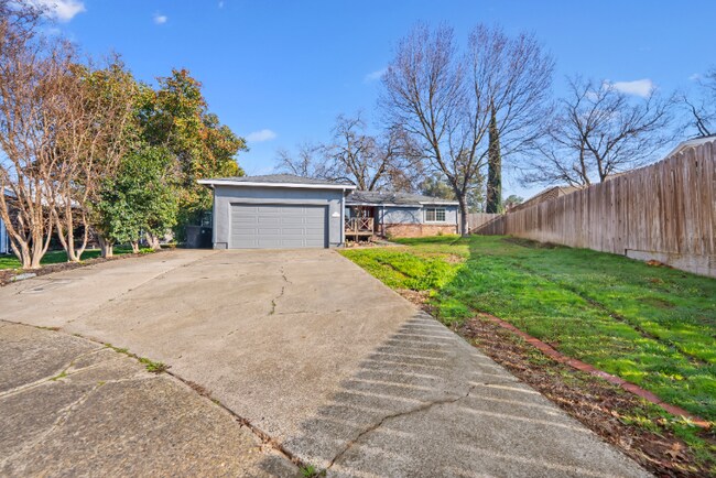 Building Photo - 6339 Salem Way