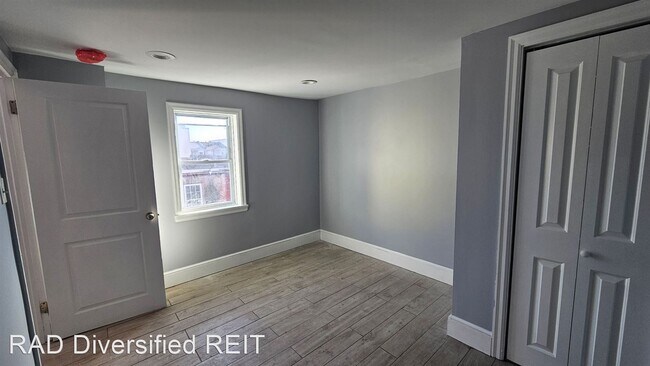 Building Photo - 3 br, 3 bath House - 1721 N 4th St