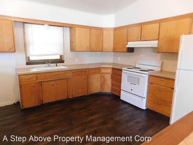 3 br, 1 bath House - 519 Compton Street photo'