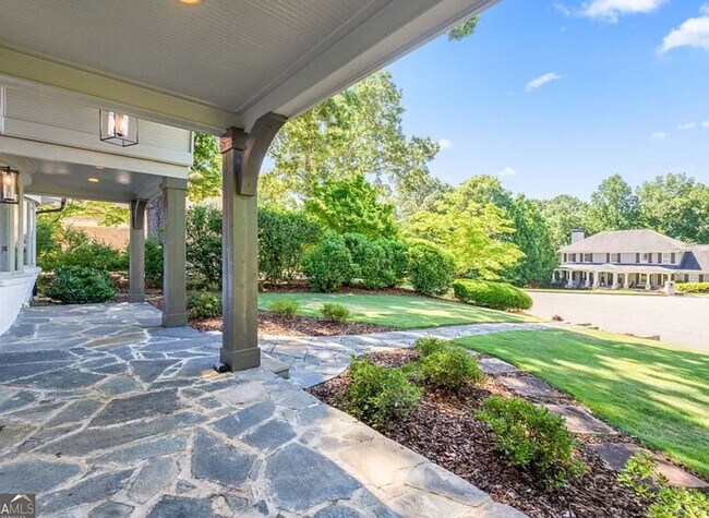 Building Photo - Immaculate Dunwoody Home, 4 Bedroom,  4 Ba...