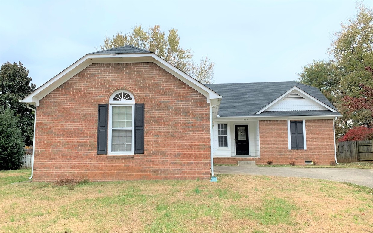 1422 Ashlawn Dr, Murfreesboro, TN 37129 House Rental in Murfreesboro
