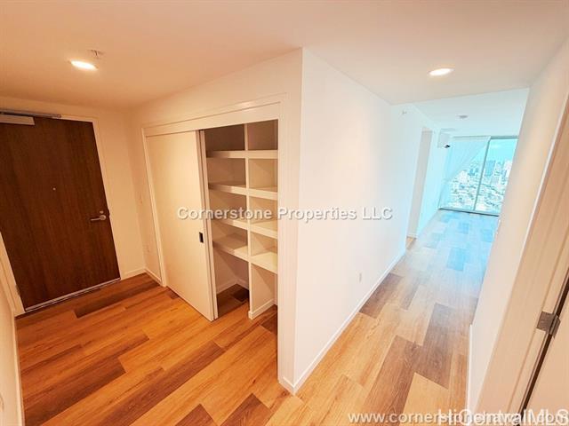 Building Photo - 1500 Rycroft St