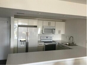 Building Photo - 600 Three Islands Boulevard