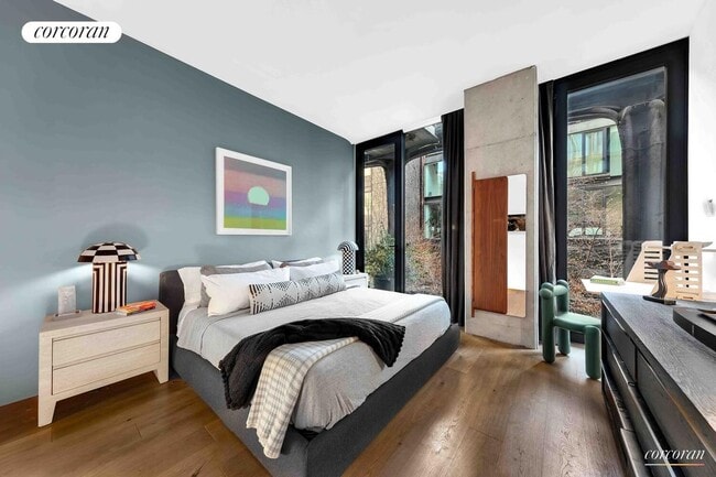 Building Photo - 325 W Broadway