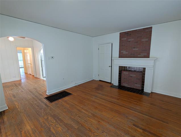 Building Photo - 5326 Longview St