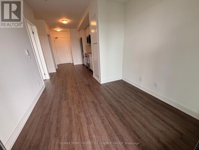 Building Photo - 51 Clarington Blvd