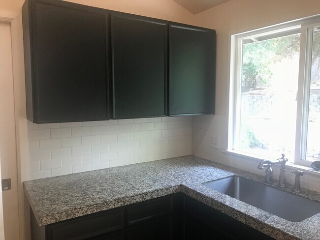 Foto del edificio - Great House for Rent