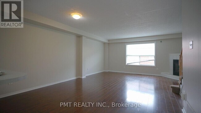 Building Photo - 1530-1530 Reeves Gate