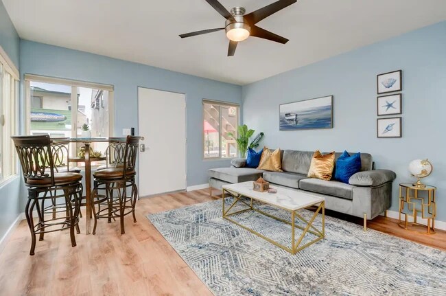 Foto del edificio - 817 Island Ct