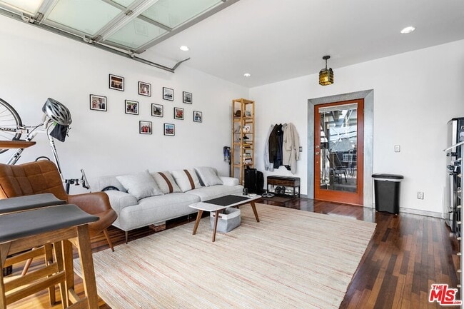 Foto del edificio - 24 Westminster Ave