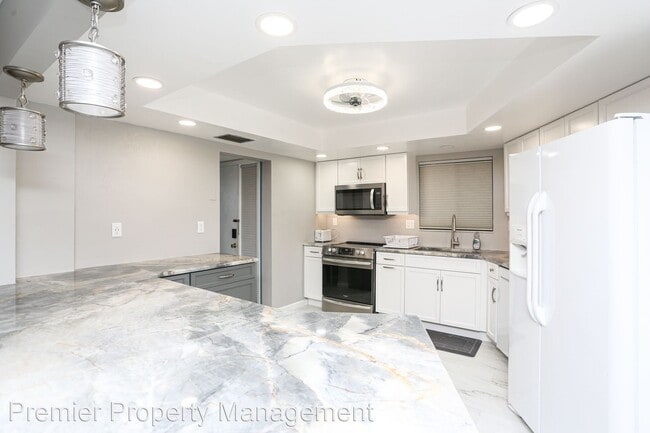 Building Photo - 2 br, 2 bath House - 413 Augusta Blvd #104