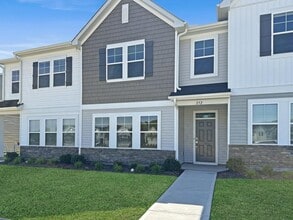 Building Photo - 252 Marelli Dr