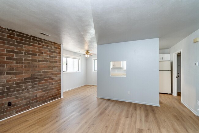 Foto del edificio - 236 N Fair Oaks Ave