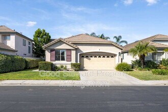 Building Photo - 3537 E Barrington Dr