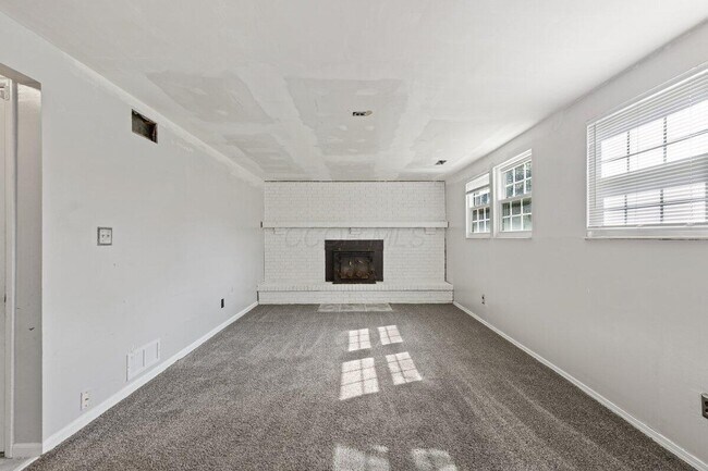 Foto del edificio - 11589 Milnor Rd